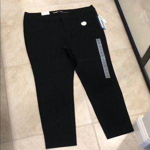 Old Navy Pixie Pant